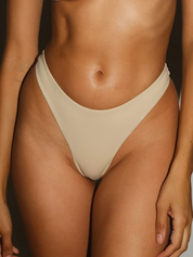 PLUNGE THONG SAND